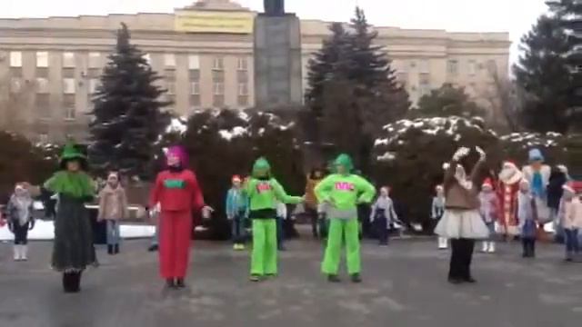 День рождения деда мороза смотреть онлайн