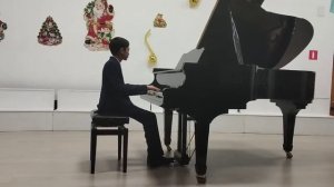 Гарифуллин Амир. И. С. Бах Маленькая двухголосная фуга. Н. Г. Сабитов Прелюдия