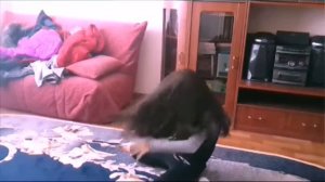 Что делать если скучно в гостях?