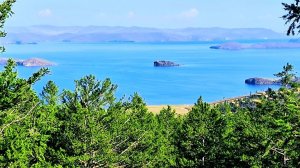 РЫБАЛКА И ЭКСКУРС НА САМОМ ГЛУБОКОМ ОЗЕРЕ МИРА! УДОЧКА СЛОМАНА, НО РЫБА - ПОЙМАНА!