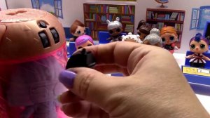 КУКЛЫ ЛОЛ АНДЕР ВАПС 2 ВОЛНА в Школе! МУЛЬТИК ЛОЛ СЮРПРИЗ! Распаковка КАПСУЛЫ UNDER WRAPS WAVE 2