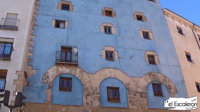 ❤️💛💙 La singular Calle Alfonso VIII de Cuenca | Color y Tradición