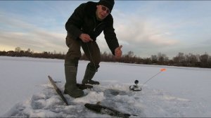 Первый лёд 2023. Рыбалка на карьере. Щука/окунь/коптер