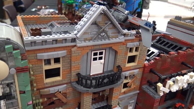 LEGO Fallout Post-Apoc City and Bunker | BrickCon 2018 смотреть онлайн