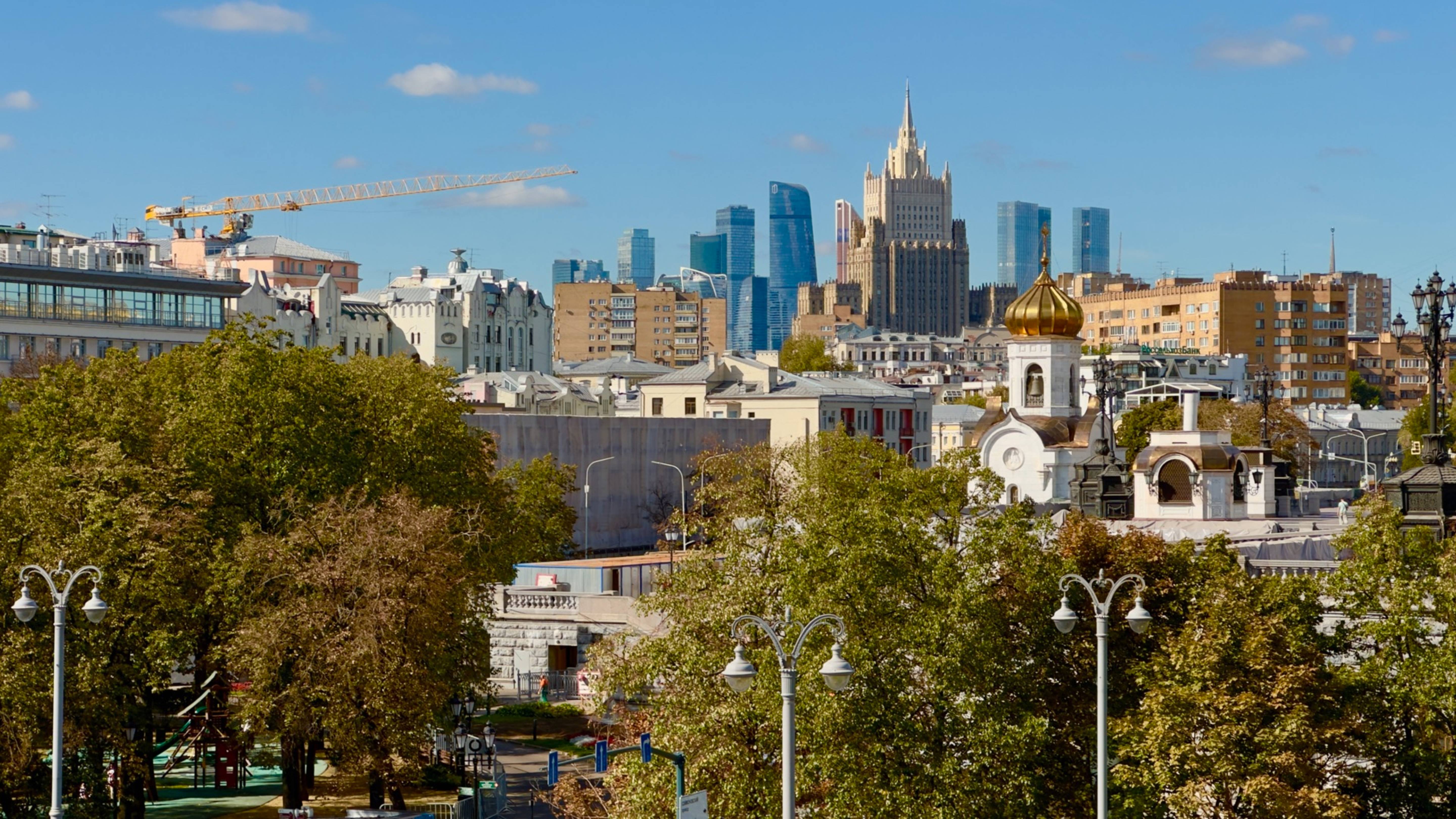 🇷🇺 Прогулка по МОСКОВСКИМ улицам и переулкам куда глаза глядят.