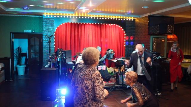 DVS. Ресторан Sim-Sim смотреть онлайн