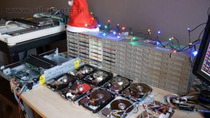 The Floppotron - Last Christmas