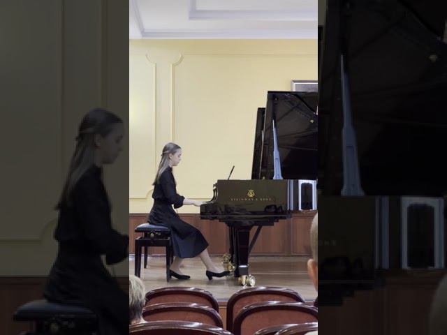 M.Clementi Etude 21 М. Клементи Этюд 21 SHORTS смотреть онлайн