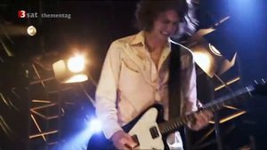 The Pretenders - Middle of the Road, live in London