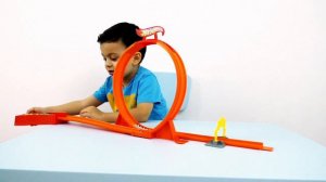 VLOG Распаковываем набор ХОТ ВИЛС  Трасса с Кругом в 360°! HOT WHEELS LOOP AND LAUNCH
