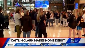 Caitlin Clark makes home debut in Indiana Fever preseason game at Gainbridge Fieldhouse