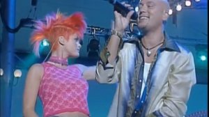 Aqua - Around The World from Pavarotti and Friends 2000.avi