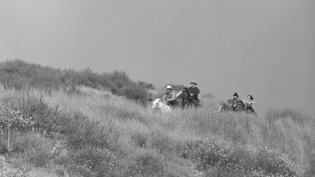 New Frontier 1939 John Wayne, Ray Corrigan, Raymond Hatton смотреть онлайн