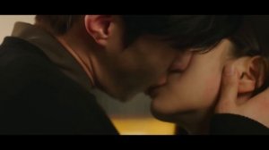Woo Yeo's deep kiss💋But somehow it gets out of hand😧 | My Roommate is a Gumiho EP9 | iQiyi K-Drama