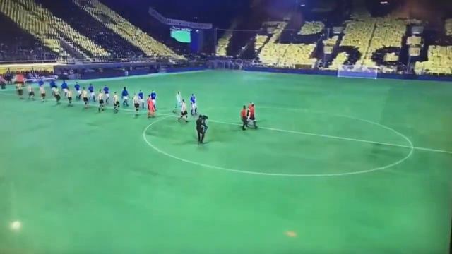 PES 2017 - Gameplay in stadium Signal Iduna Park смотреть онлайн