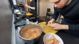 ГЛЕБ ЧУТЬ НЕ ИСПОРТИЛ КУКИНГ / КОРЯ И ГЛЕБ КУКИНГ | КИШКИ СКВАД