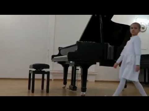 И.С.Бах - Трехголосная инвенция ре минор, К.Дебюсси - Арабески, Фр.Бургмюллер - Этюд соч. 109 №8 смотреть онлайн