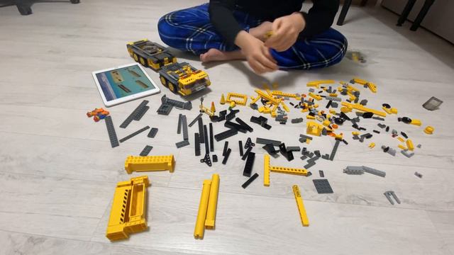 LEGO 7249, XXL Mobil Crane, LEGO® City смотреть онлайн