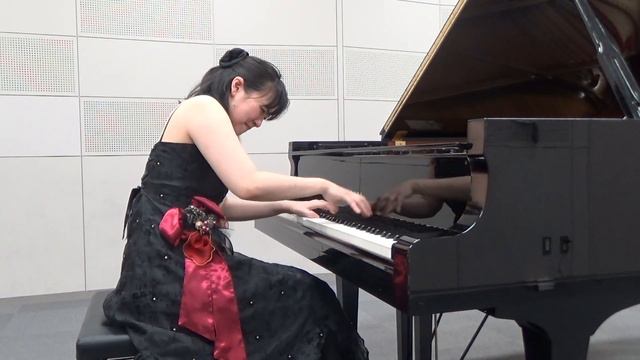 仮面舞踏会「ワルツ」 (ハチャトゥリアン) ピアニスト 近藤由貴/Khachaturian: "Masquerade " Waltz Piano Solo, Yuki Kondo смотреть онлайн