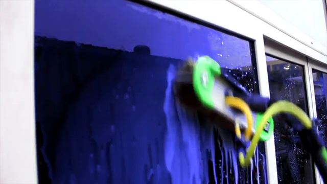 ADVANCED WINDOW CLEANING - Avoiding the Top Frames with CONSTRUCTOR Brush смотреть онлайн