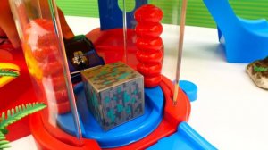 Трансформеры Оптимус Прайм и Бамблби создают энергон! Видео про роботов для детей