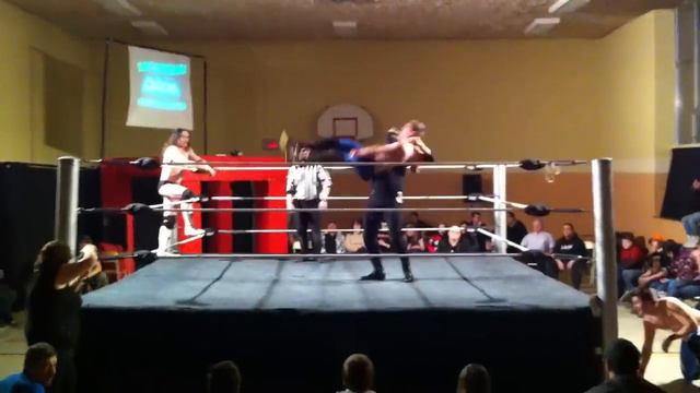 MWF: Nico Marshall & Gaetan L'amour vs Green Phantom & Johnny North смотреть онлайн