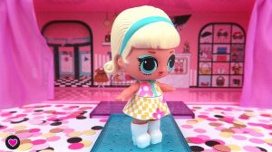 LOL Fashion Show in stop motion 👩👱♀️ MY LOL COLLECTION ❤️ LOL Surprise dolls