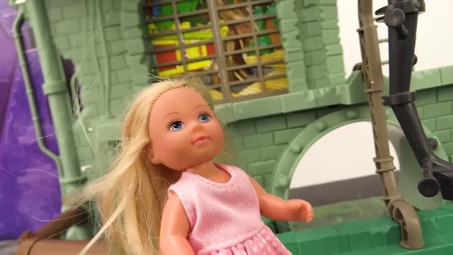 Видео для детей с Кен и Барби. Где же Штеффи? смотреть онлайн