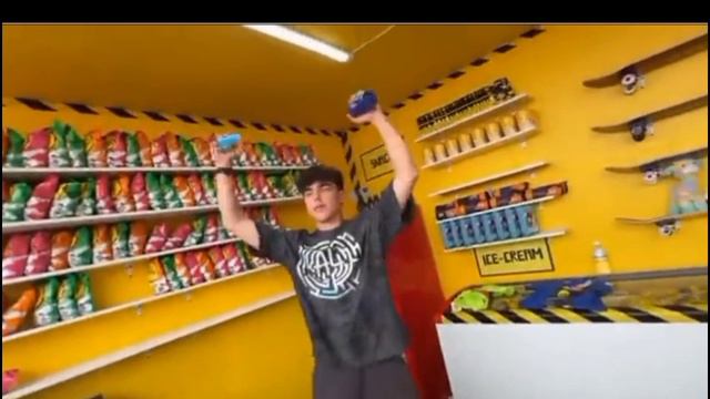 Я ОТКРЫЛ БЕСПЛАТНЫЙ магазин для ПОДПИСЧИКОВ в КРАСНОДАРЕ!