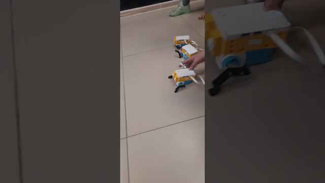 Lego spike prime. Блошинные бега. смотреть онлайн