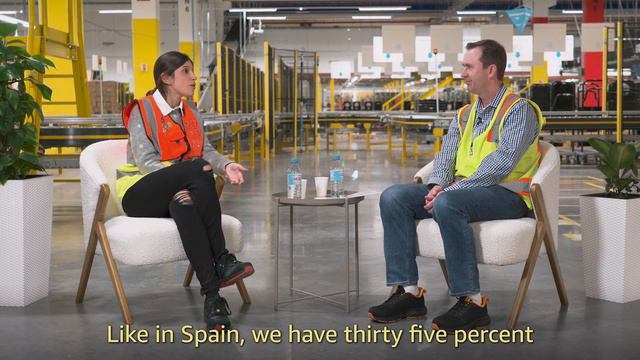 Amazon SVP John Felton Chats with Site Leader of Spain's Largest Fulfillment Center | Amazon News смотреть онлайн