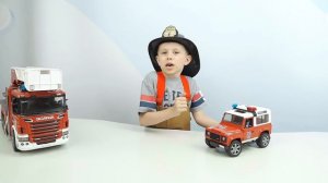 Машинки для мальчиков - Даник играет в ПОЛИЦЕЙСКИЕ и ПОЖАРНЫЕ машинки для детей
