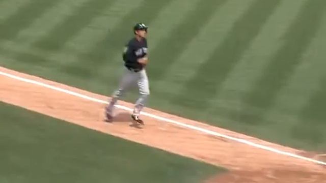 Didi Gregorius hits a two-run home run смотреть онлайн
