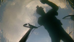 ПОДВОДНАЯ ОХОТА в осенних камышах Сплав на одной лесте
