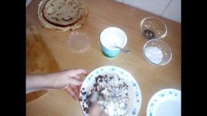 БЛИНЫ С КУРИЦЕЙ И ГРИБАМИ.