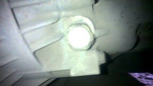 Как найти заливную (контрольную) пробку КПП