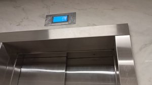 Лифт на станции метро Текстильщики около выхода 8