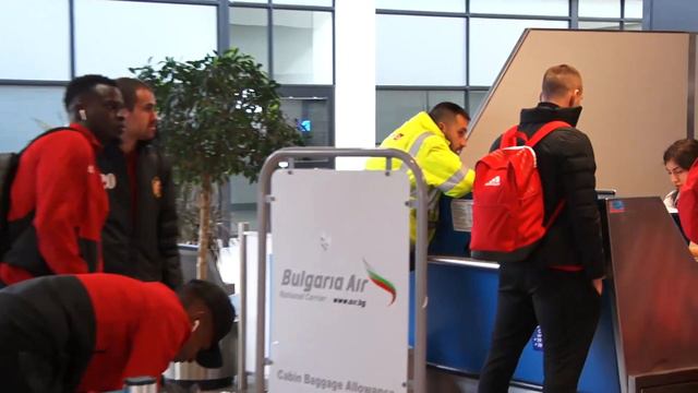 Футболистите на ЦСКА заминаха за Испания в отлично настроение смотреть онлайн