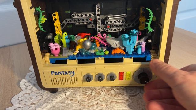 Pantasy Vintage Television with a few Surprises - Is It Any Good? смотреть онлайн