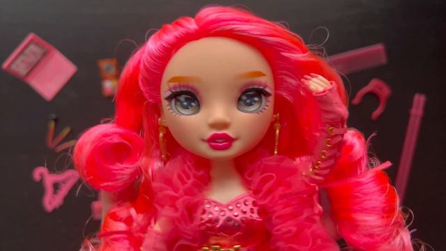 Rainbow High Series 5 Priscilla Perez Unboxing and Review смотреть онлайн