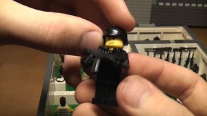 Магазин оружия - лего самоделка для города.