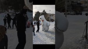 Кайфуй пока молодой 🐻❄️ Белый мишка