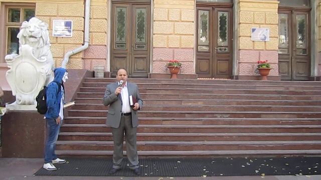 Іван Мунтян на захисті українського книговидавництва смотреть онлайн