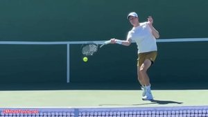 5 Awesome Jannik Sinner Forehand Tips (Improve Your Tennis)