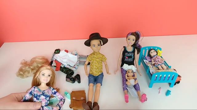 Barbie Skipper, Articulated Boy & Miniatures Ft. Chrissy смотреть онлайн