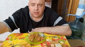 Мукбанг. Тушёная капуста с мясом и яблочный сок. О том как мы в Краснодар съездили.