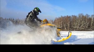 Мой первый снегоход,Обзор снегохода BRP MXZ550F
