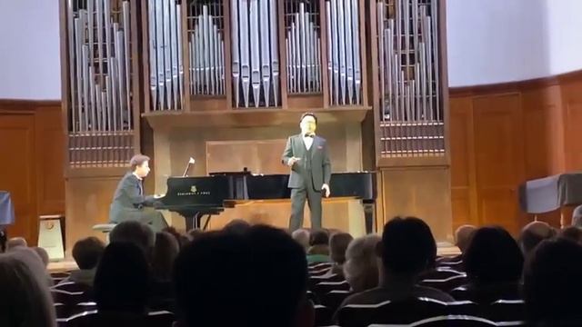 G.Verdi aria Armani,исполняет Инь Гофэн смотреть онлайн