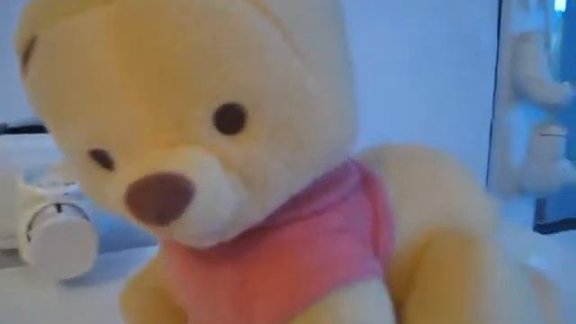 Видео обзоры игрушек - Ползающий Винни-Пух от Fisher-Price смотреть онлайн