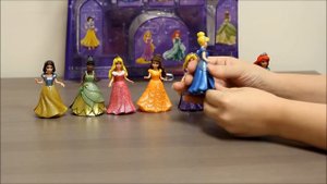 7 Disney Princess MagiClip Collection Ariel Tiana Rapunzel Cinderella - Toy Review
